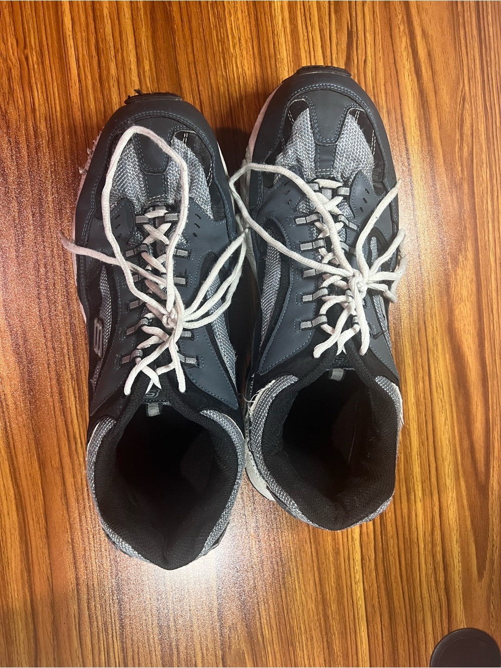 Skechers Men's Black and Gray Lace-Up Athletic Sneakers